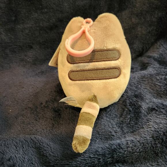 Gund Pusheen The Cat Cute Pink Donut Keychain Plush - Picture 8 of 10